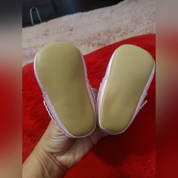 Baby girl moccasins - Picture 10 of 11